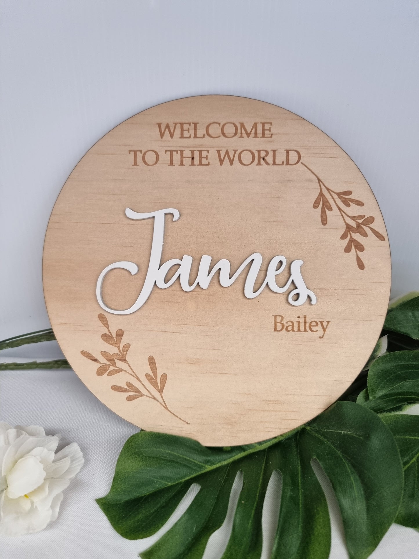 "Welcome to the World" Wooden Birth Announcement Disc - Design Hut
