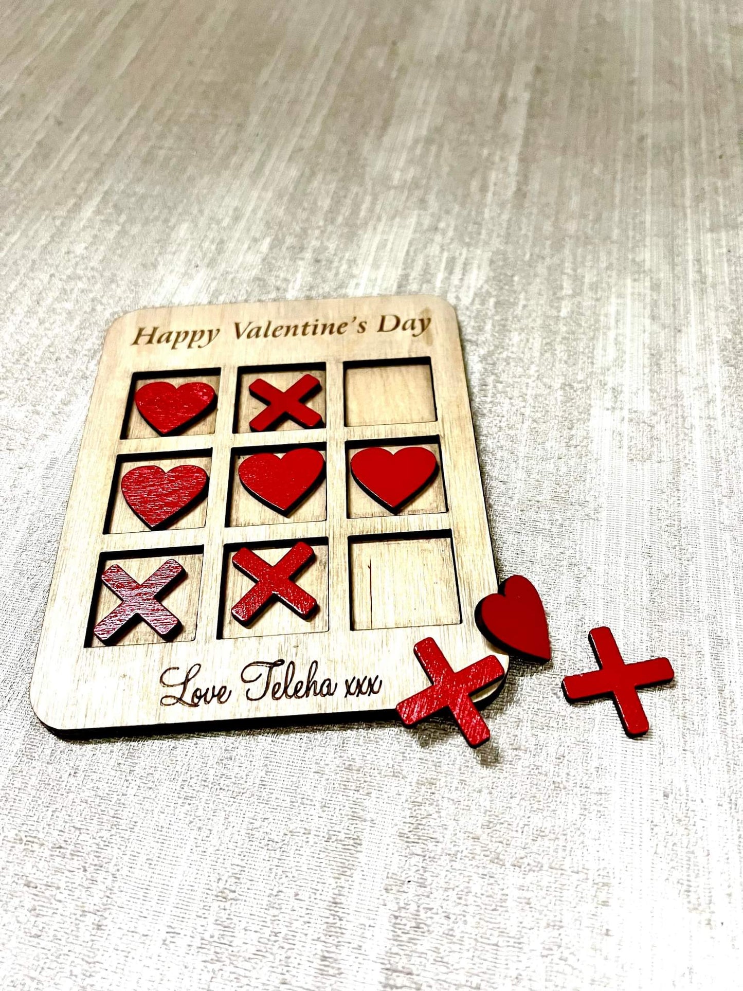 Tic Tac Toe Noughts and Crosses - Gift set board