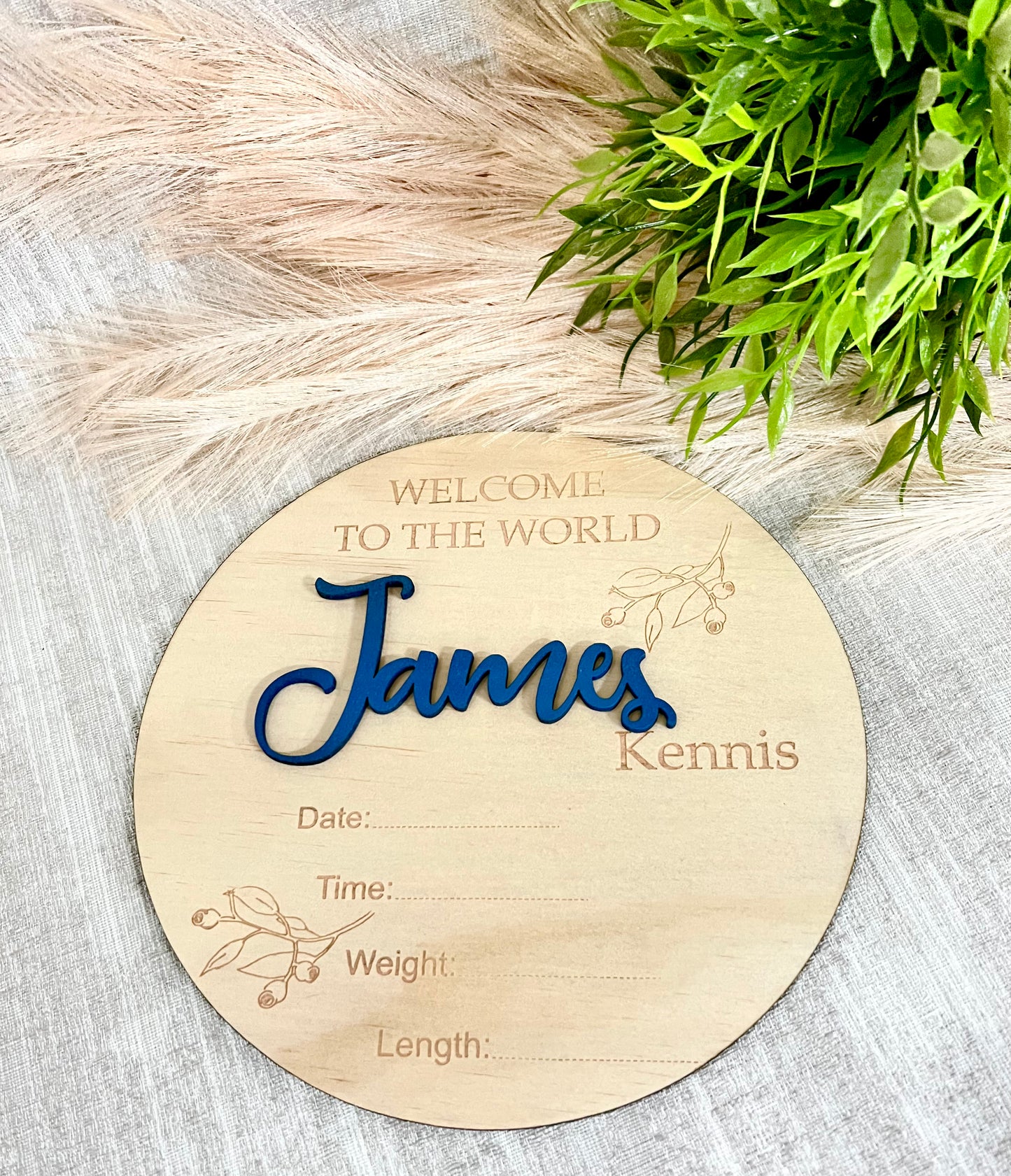 "Welcome to The World" Personalised with Details Baby Announcement Wooden Leaf Plaque - Design Hut