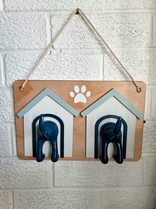 Wooden Dog Lead Wall Hanger