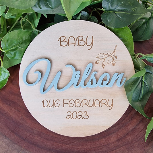 Wooden Pregnancy Announcement Disc - Baby Announcement Plaque - Baby Due